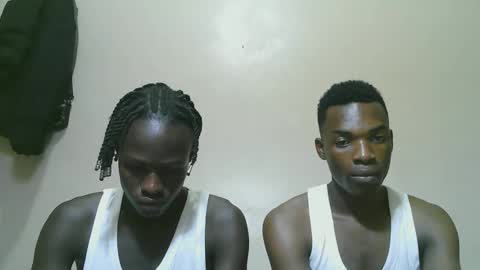 luoislove online show from November 11, 8:22 pm