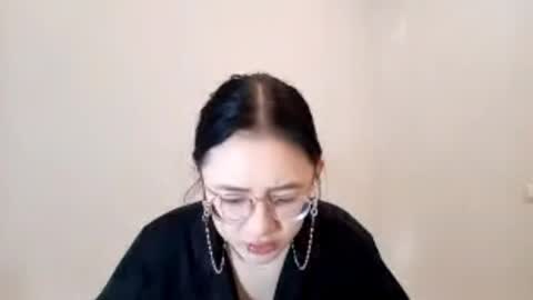 Roxie online show from April 25, 1:35 pm