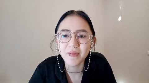 Roxie online show from April 25, 1:41 pm