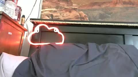 lurkus online show from March 15, 4:21 pm