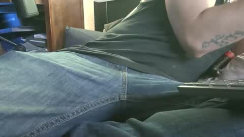 lurkus online show from June 2, 5:42 am