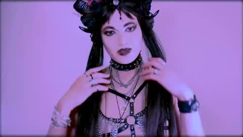 lurosincubus online show from May 15, 11:01 pm