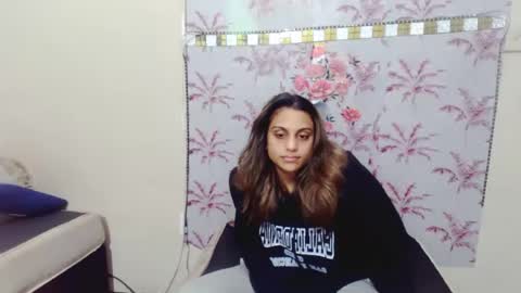 luscious_lexy online show from July 7, 4:47 am