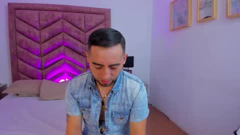 Lushian And Luna online show from February 10, 3:04 pm