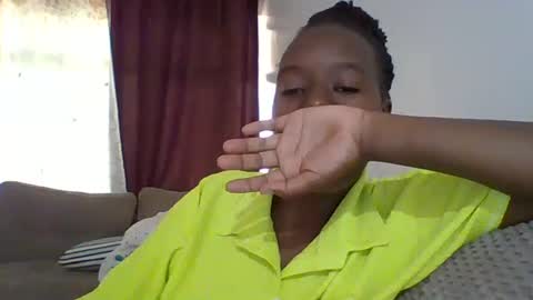 lushlola254 online show from November 19, 8:13 am