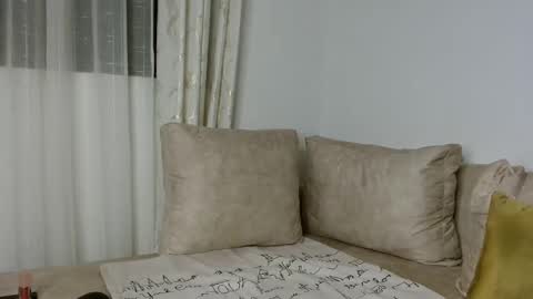 Karly    follow for next broadcast updates kisses online show from January 31, 7:51 pm