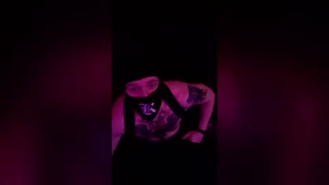 lustauthority online show from August 1, 1:07 am