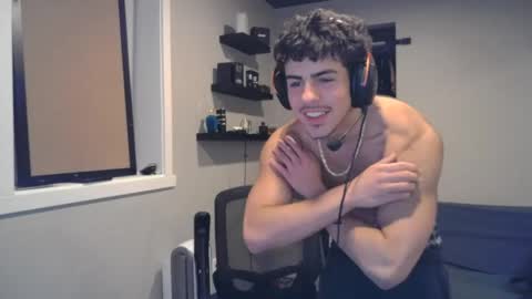 lustforlando online show from May 6, 2:28 am