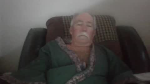 luv269er online show from May 26, 2:56 pm