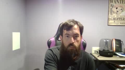 Snapshot of luv2likslit611455 chatting on October 14, 7:55 am Luv2likslit online show from October 14, 7:55 am