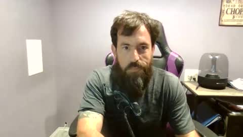 Snapshot of luv2likslit611455 chatting on October 9, 7:47 am Luv2likslit online show from October 9, 7:47 am