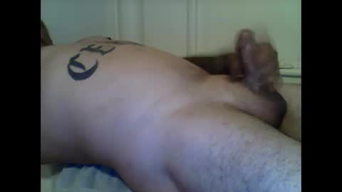 Snapshot of luv2stroke209 chatting on October 1, 11:03 pm luv2stroke209 online show from October 1, 11:03 pm