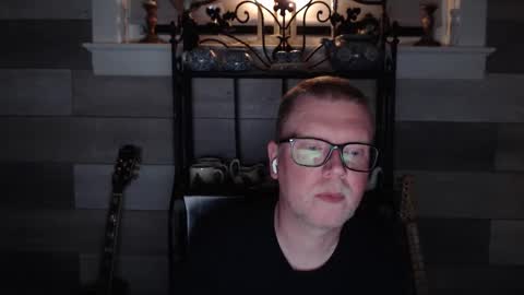 luvbunde online show from May 21, 3:13 am