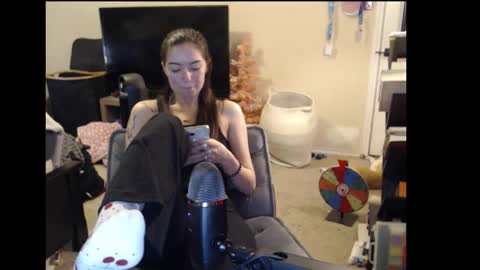 luvrxstarx online show from February 5, 12:47 am