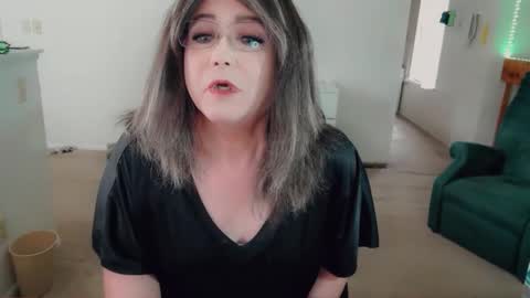 Britney online show from March 3, 6:04 pm