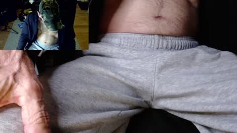 Snapshot of luvshonitoff chatting on January 5, 6:35 am Jim Bo online show from January 5, 6:35 am