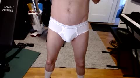 Snapshot of luvshonitoff chatting on October 6, 9:21 pm Jim Bo online show from October 6, 9:21 pm