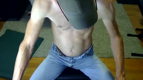 Snapshot of luvshonitoff chatting on October 5, 9:00 pm Jim Bo online show from October 5, 9:00 pm