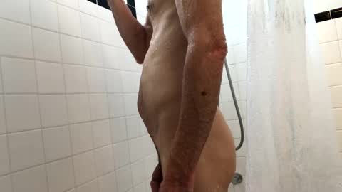 Snapshot of luvshonitoff chatting on February 20, 8:25 pm Jim Bo online show from February 20, 8:25 pm