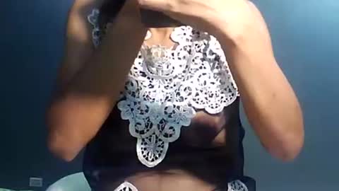 Bee Bee online show from January 14, 5:37 am