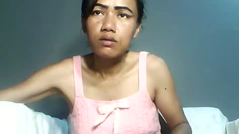 Bee Bee online show from June 18, 6:08 am