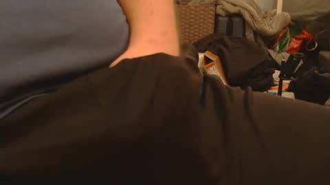 luvvslutss22 online show from May 16, 10:23 am