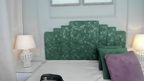 lux_bitchx online show from July 3, 1:32 am