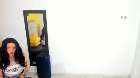 lux_royse online show from January 5, 5:27 pm