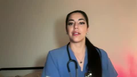 luxcher22 online show from March 4, 5:37 am