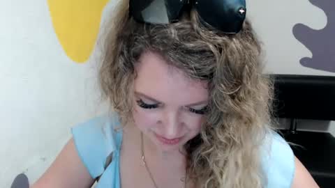 Donna online show from June 28, 3:41 pm