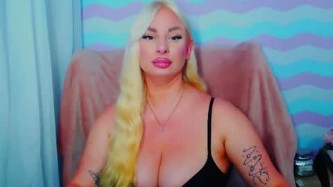 Luxuriaa online show from July 20, 7:48 pm