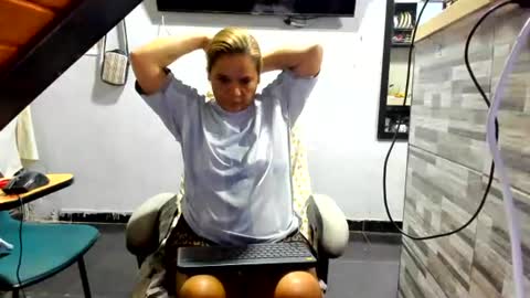 ruby50 online show from June 18, 5:02 am