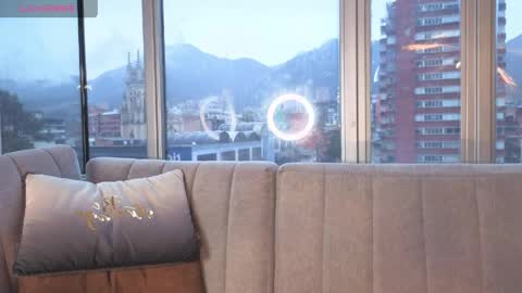 lya_brown online show from May 2, 11:38 am