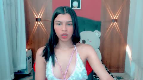Snapshot of lyanamerry03 chatting on December 11, 7:57 pm lyanamerry03 online show from December 11, 7:57 pm