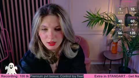 lychee__chan online show from April 25, 6:04 am