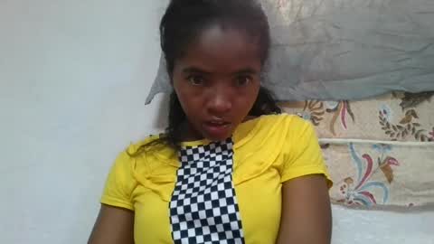 lydie856696 online show from July 16, 12:19 pm