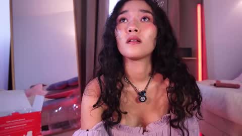 Lyhana Lee online show from December 20, 6:26 pm