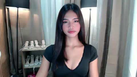 LYKA LOOPS online show from April 29, 6:35 pm