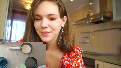 hi im Lyle online show from February 14, 6:23 am