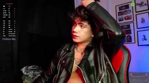 Lyle Bennett Freelance Model online show from November 19, 10:47 am