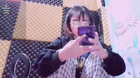 lyly_sexxy online show from January 13, 7:05 am