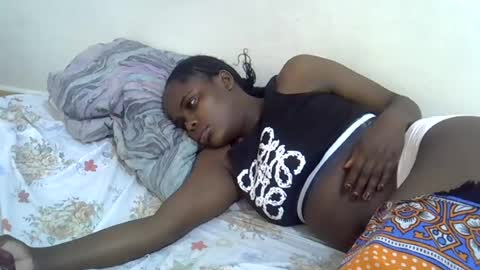 lyn_anna online show from June 20, 9:26 am