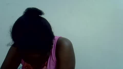lyn_anna online show from July 2, 5:12 am