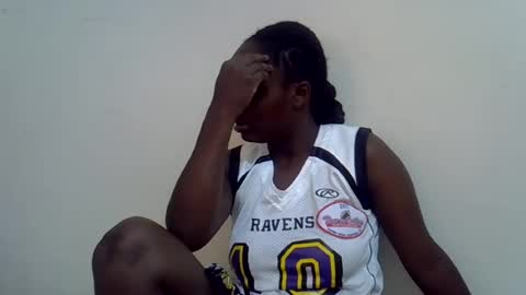 lyn_anna online show from June 19, 9:26 am