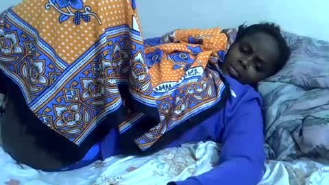 lyn_anna online show from July 28, 6:20 pm