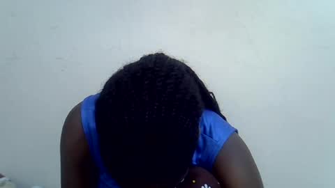 lyn_anna online show from July 22, 11:01 am