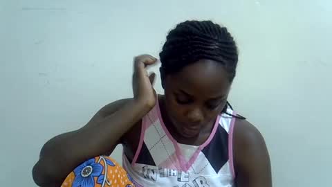 lyn_anna online show from July 8, 6:33 pm