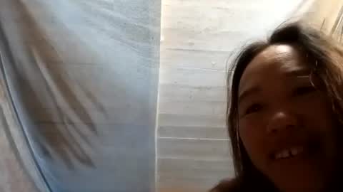 lyn_eva online show from June 18, 10:15 pm