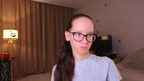 Sara online show from November 16, 4:20 pm