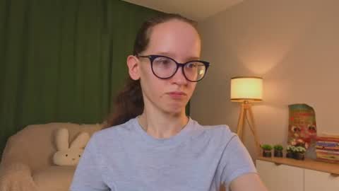 Sara online show from July 11, 4:43 pm